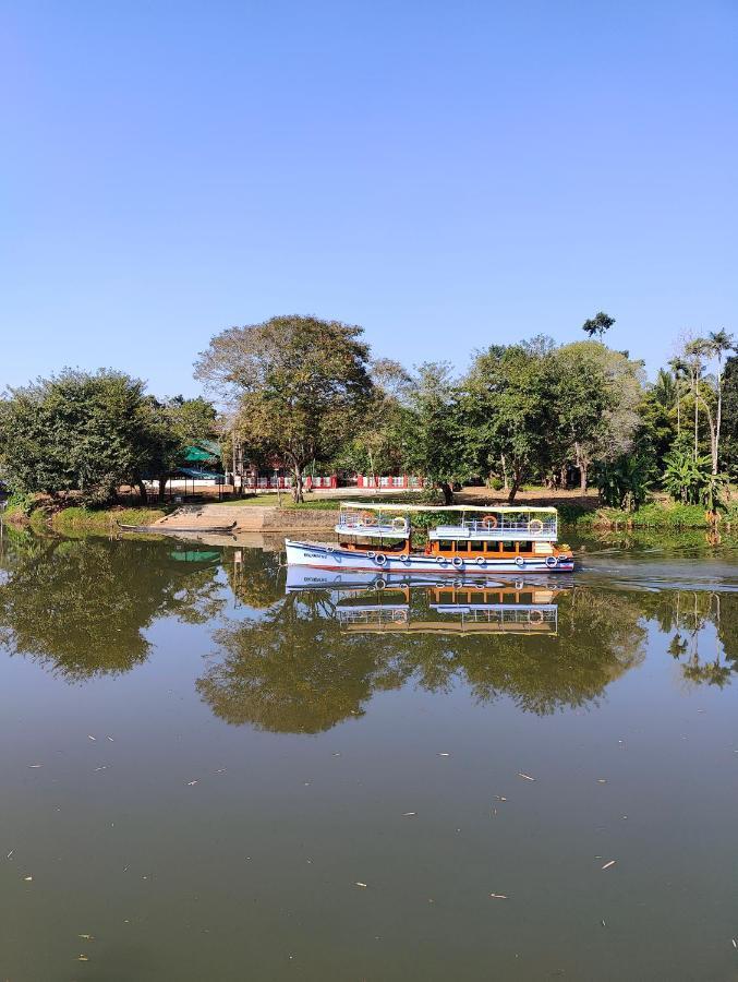 Akkara Homestay & Ayurveda Kottayam Extérieur photo